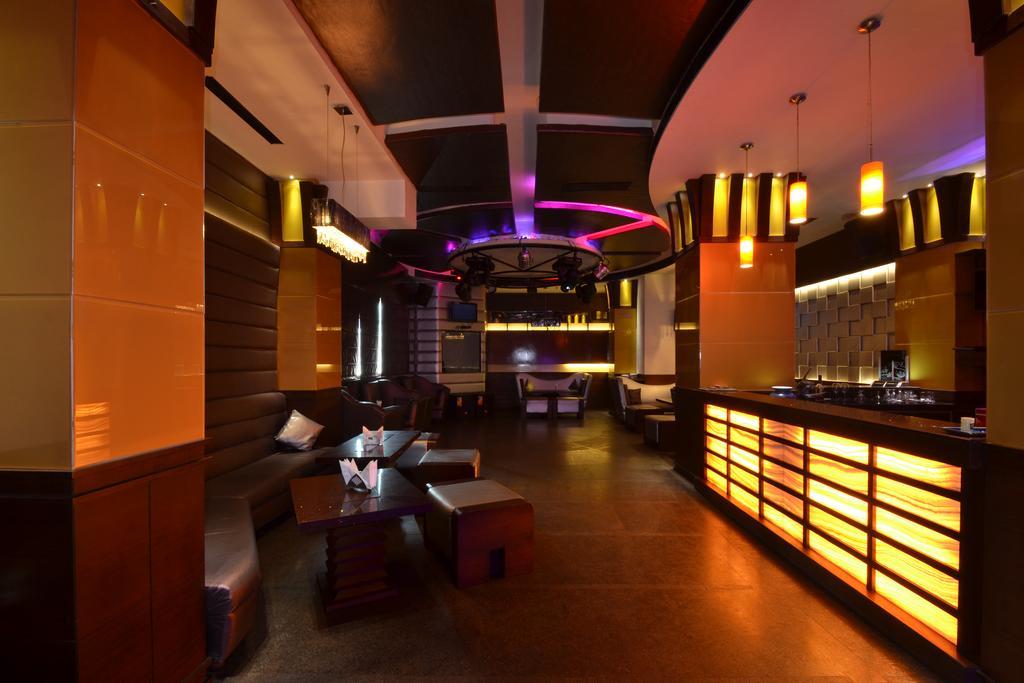 皇家克里夫酒店 坎普尔 外观 照片